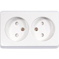 Розетка двойная открытой установки без з/к, бежевый, LK Standard (813601). Розетка без заземляющих контактов с защитными шторками. Экопласт